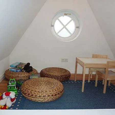 Laendliche-Idylle-Im-Haus-1-302801