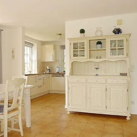 Laendliche-Idylle-Im-Haus-1-302801